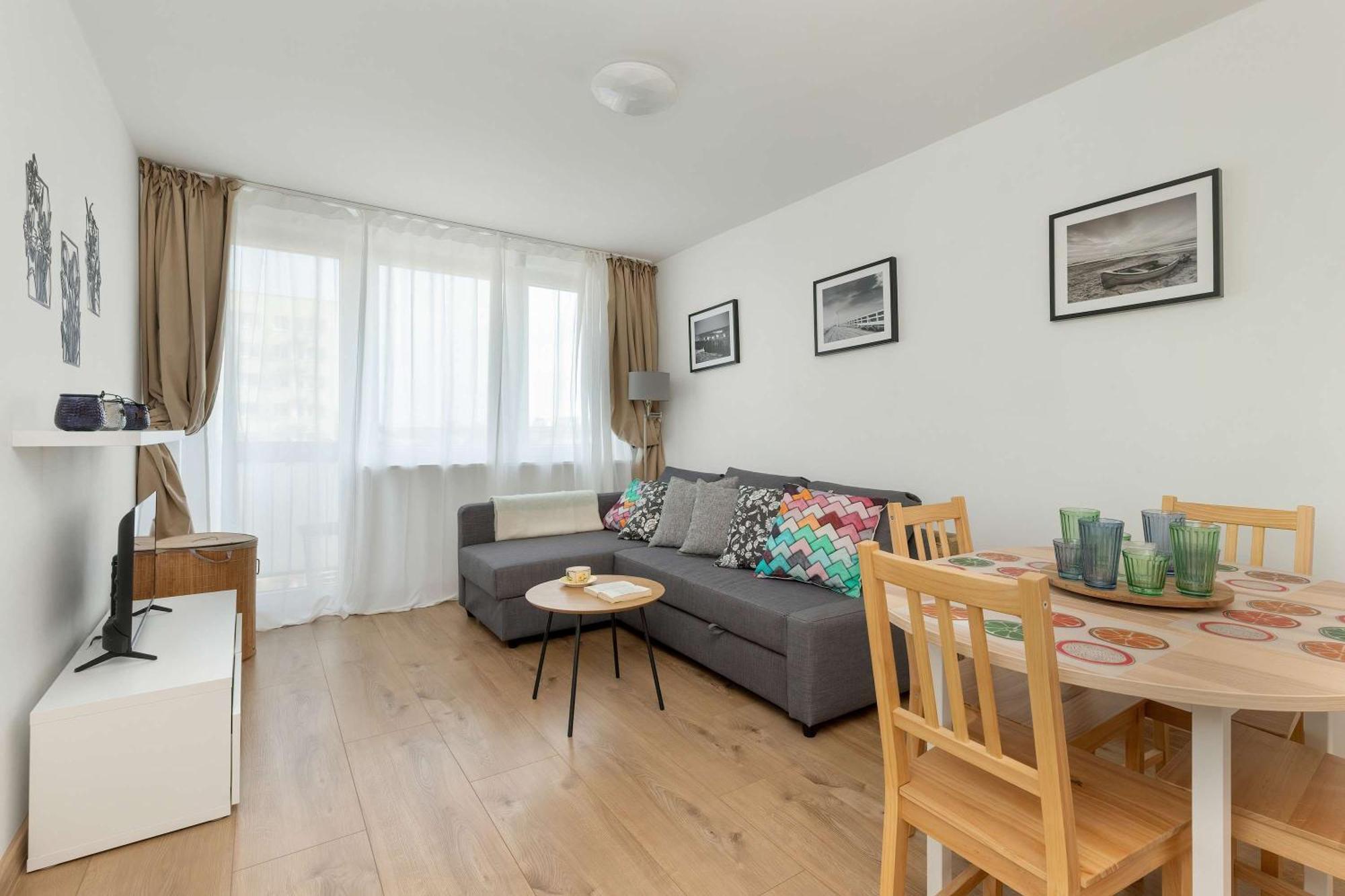 Cosy Pomorska With Playground In The Courtyard By Renters Apartament