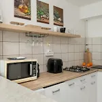 Cosy Apartment Pomorska With Playground In The Courtyard By Noclegi Renters