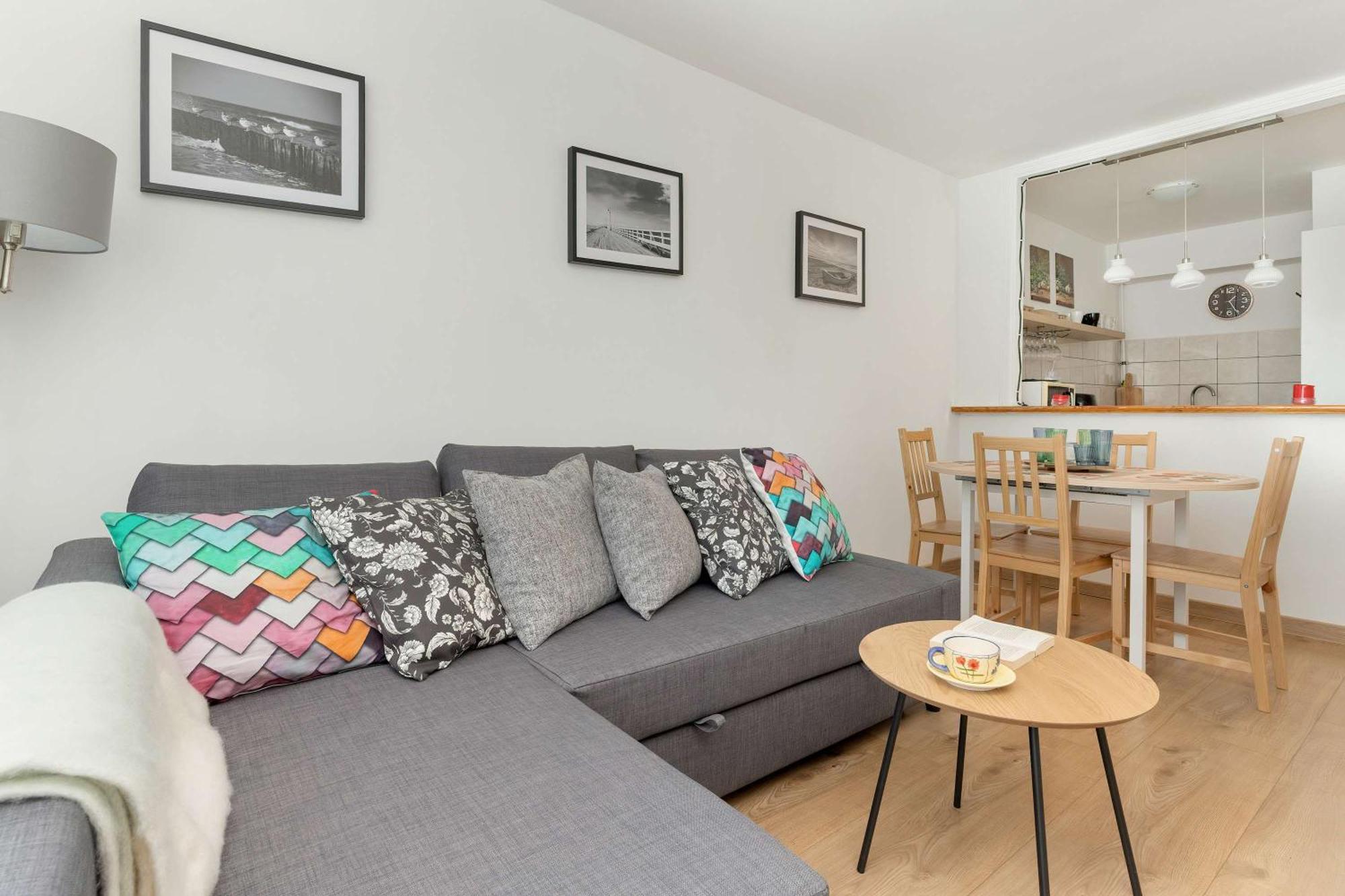 Cosy Pomorska With Playground In The Courtyard By Renters Apartment Gdansk